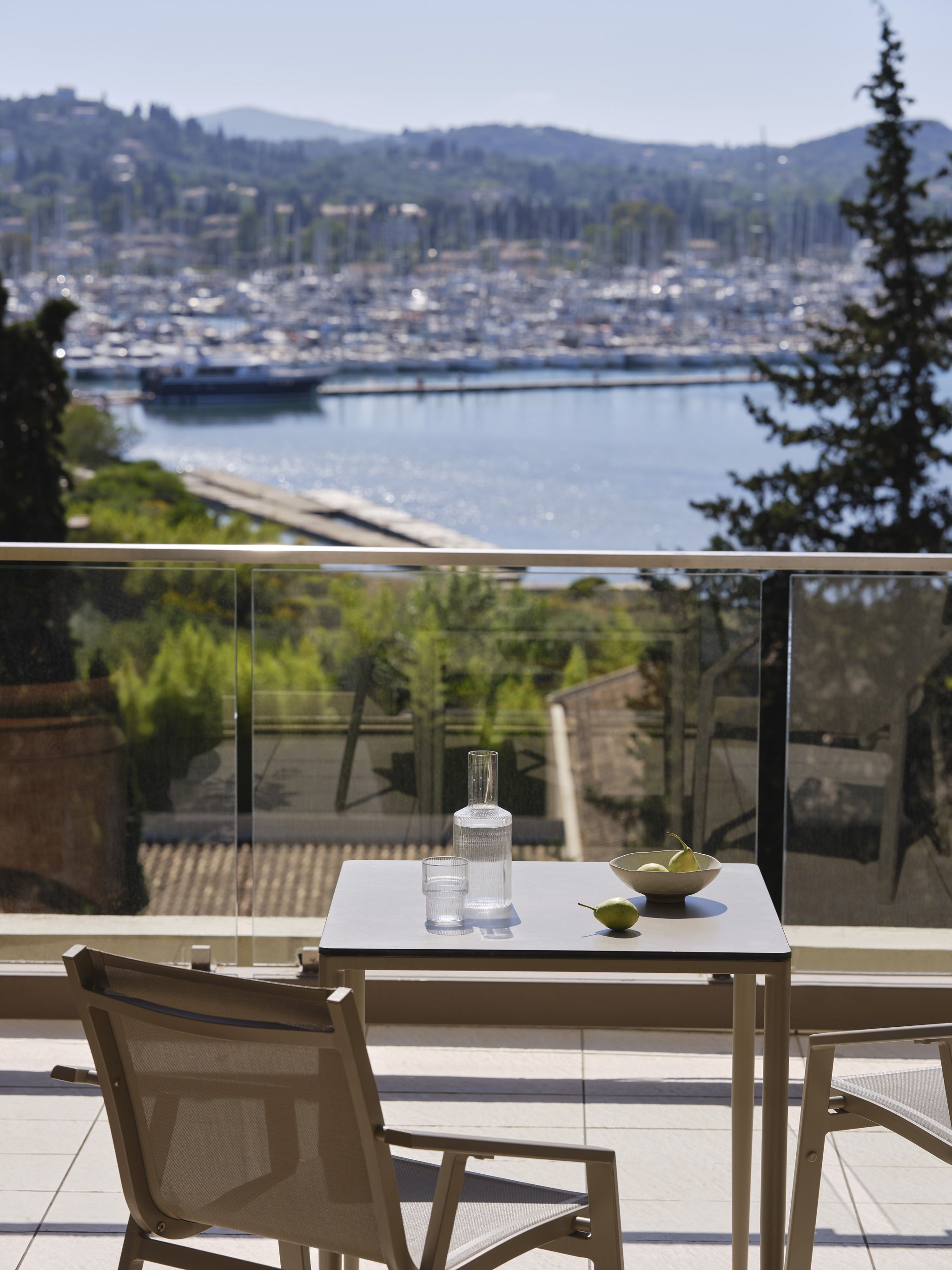 BAY VIEW